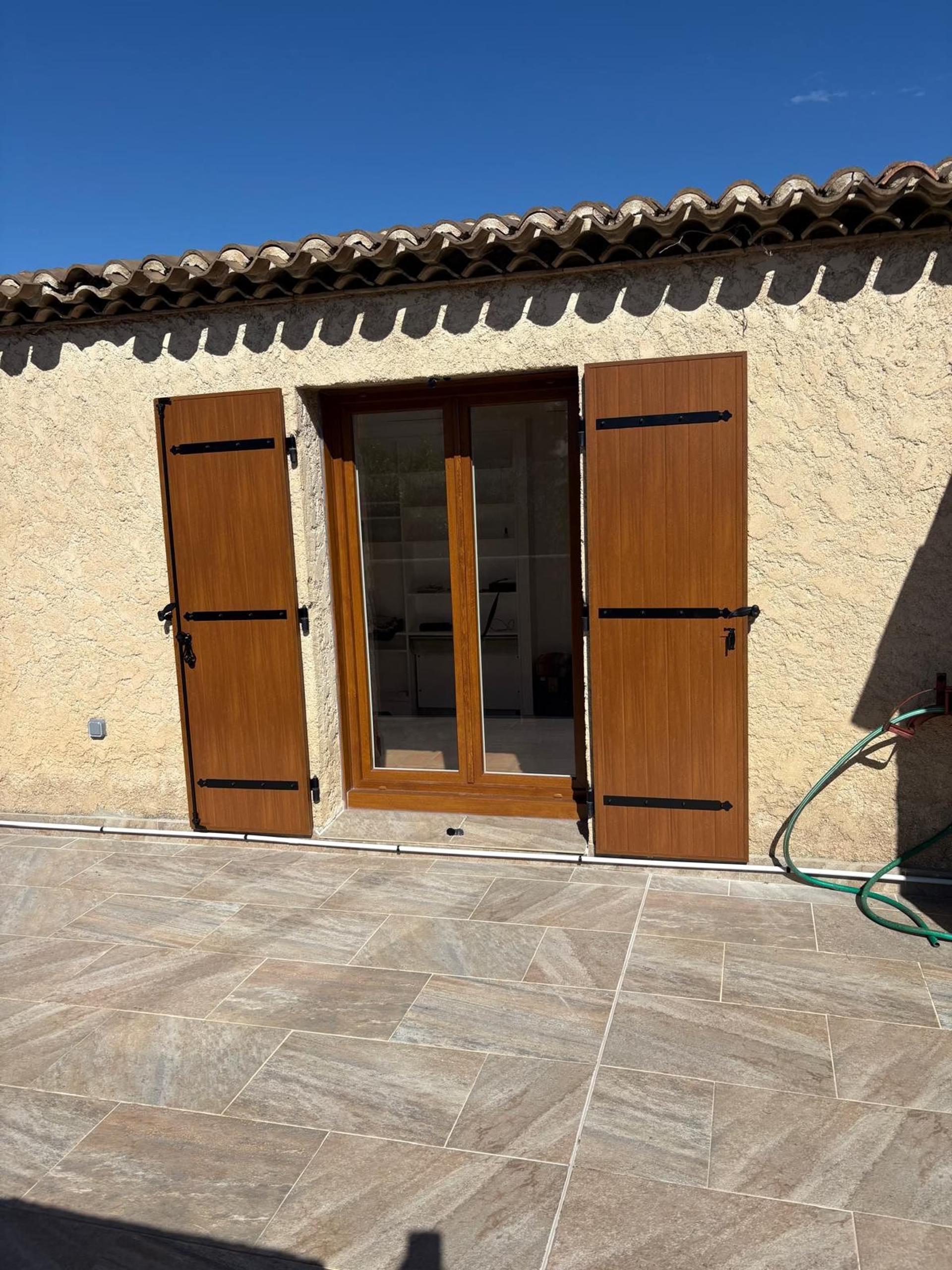 VOLET BATTANT ALU EFFET BOIS miniature 3