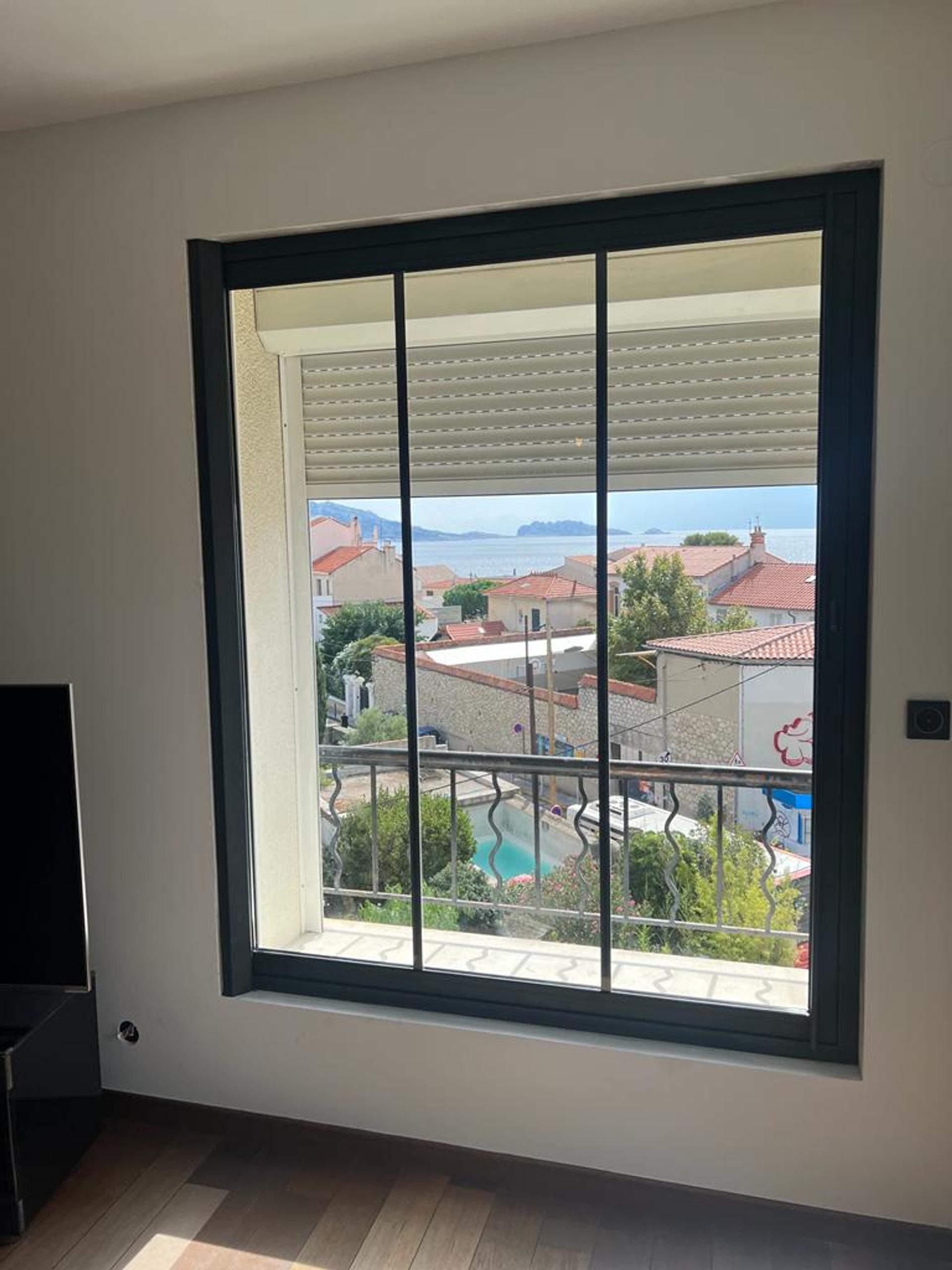 FENETRE COULISSANTE miniature 3