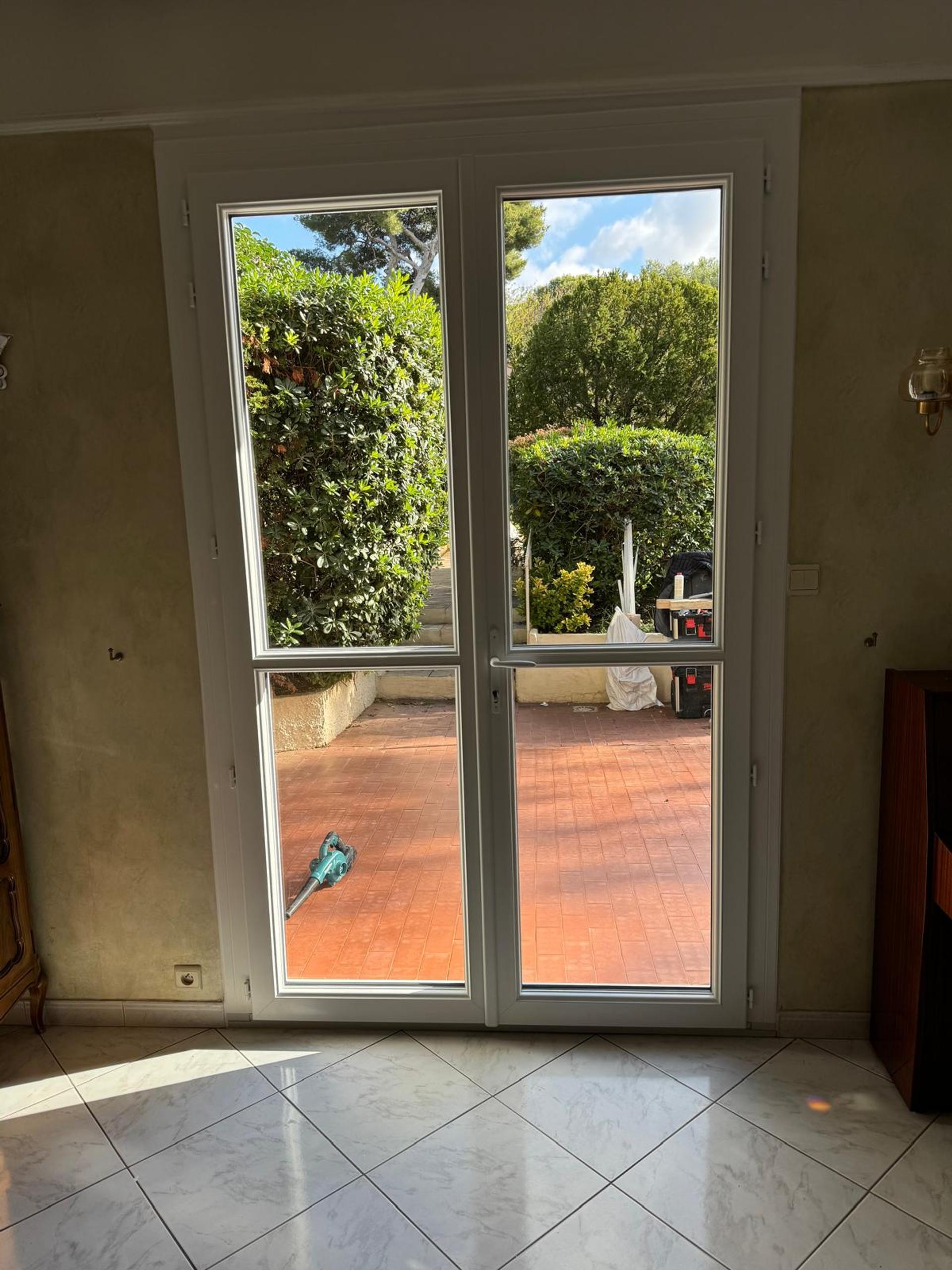 PORTE FENETRE PVC miniature 3