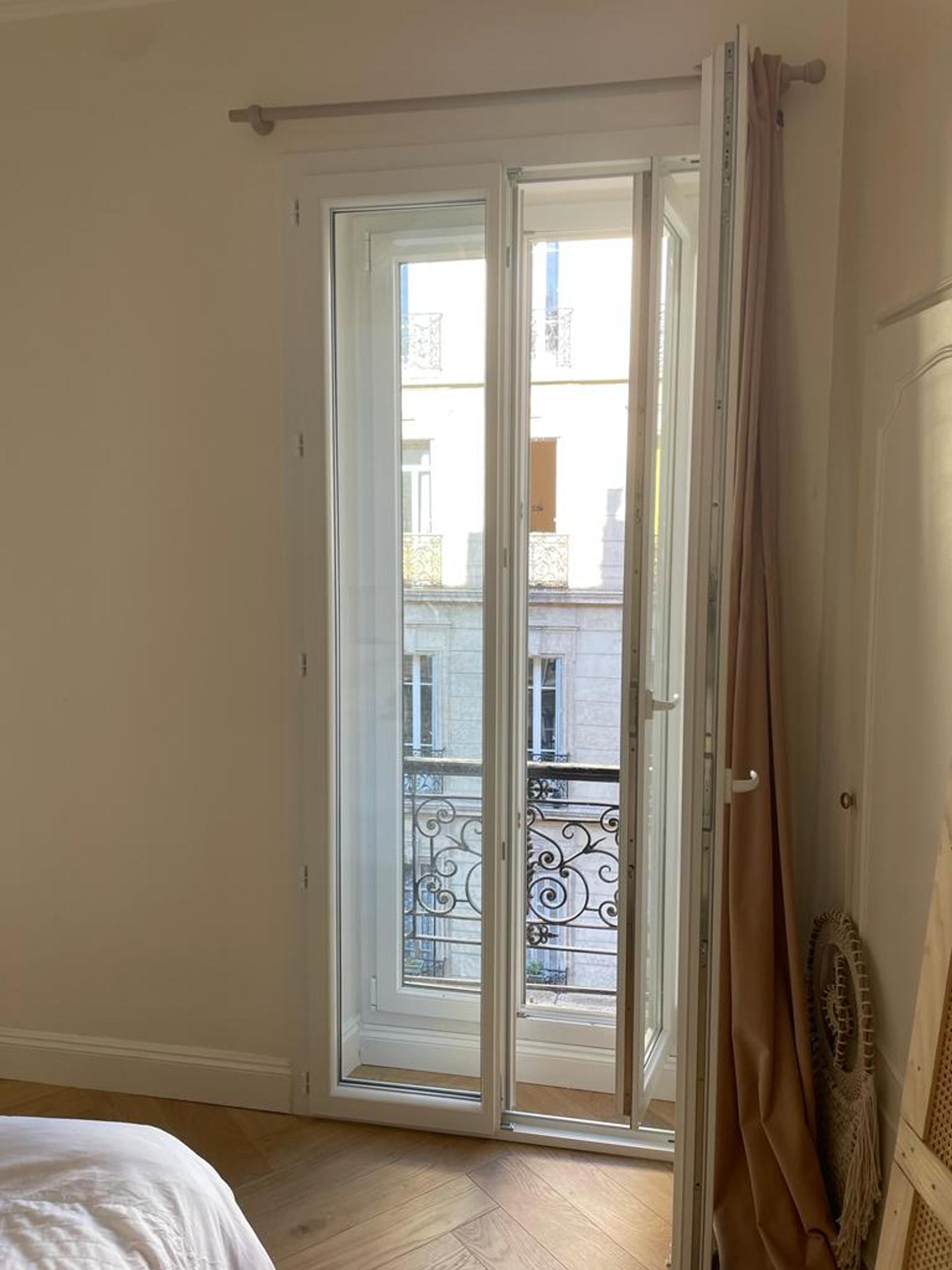 DOUBLE FERMETURE PVC