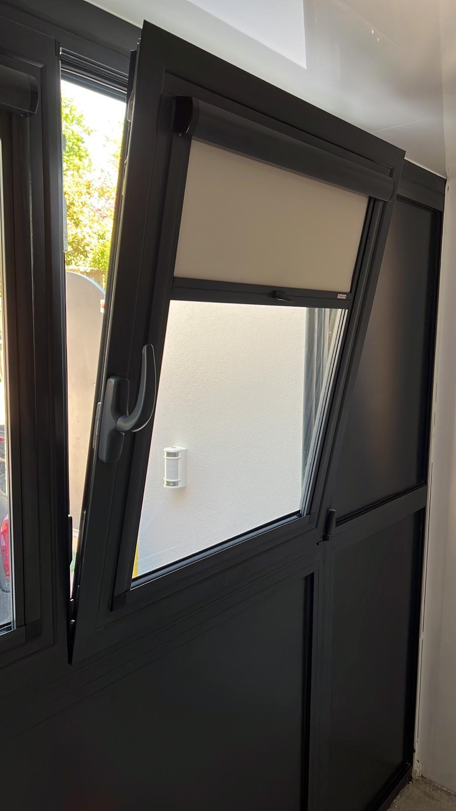 STORE INTERIEUR MARITON