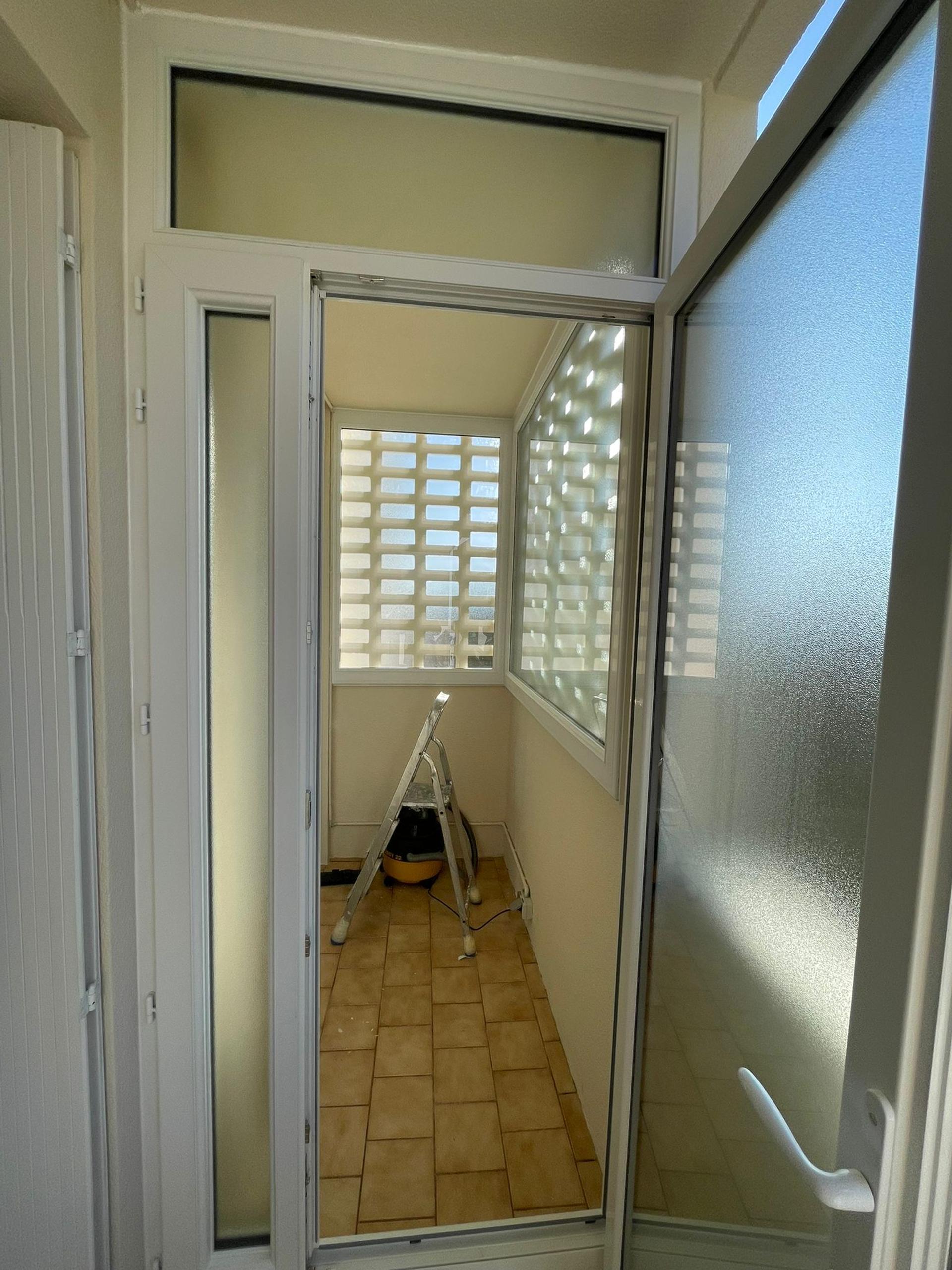 FERMETURE BALCON PVC miniature 3