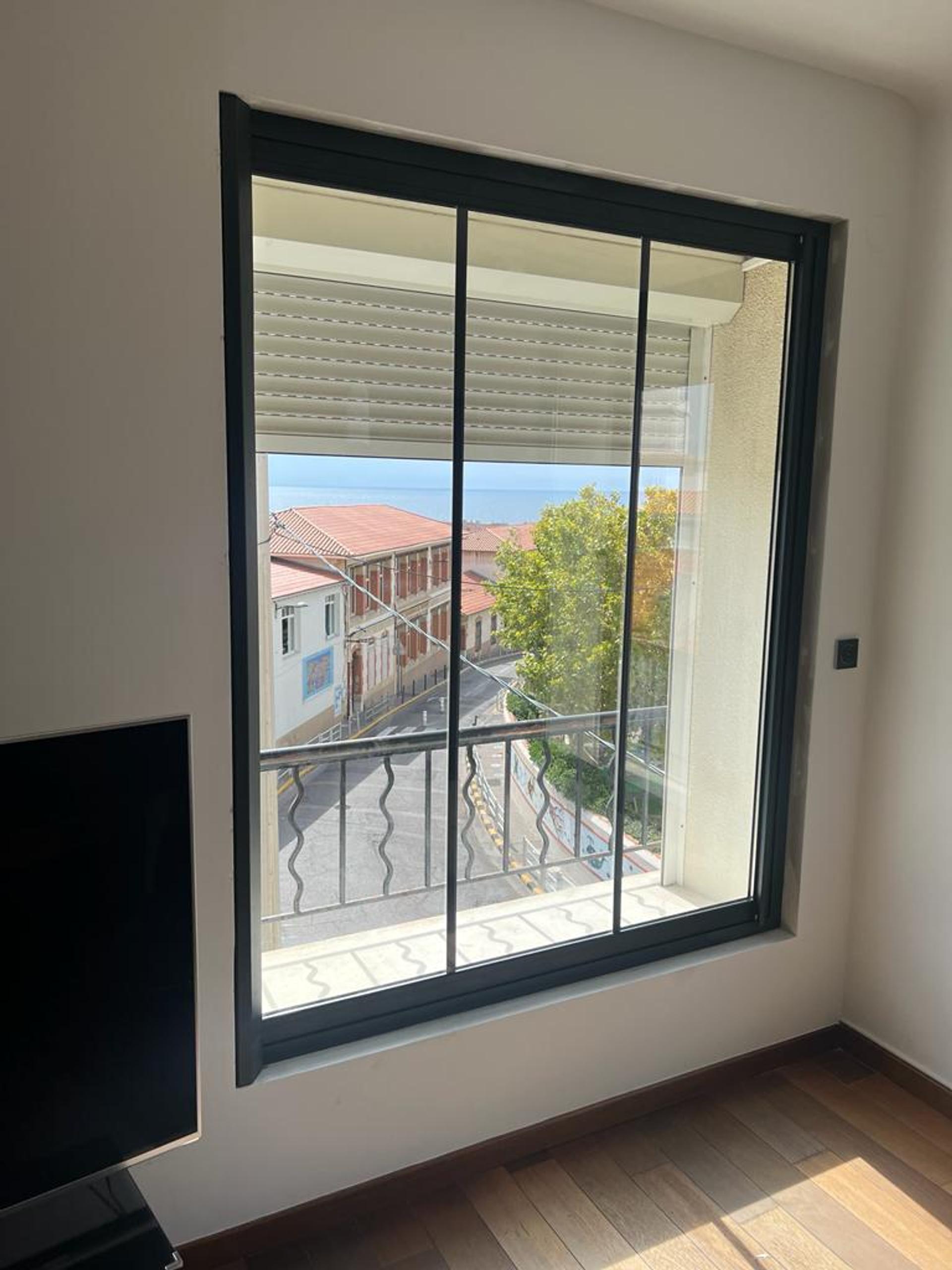 FENETRE COULISSANTE miniature 4