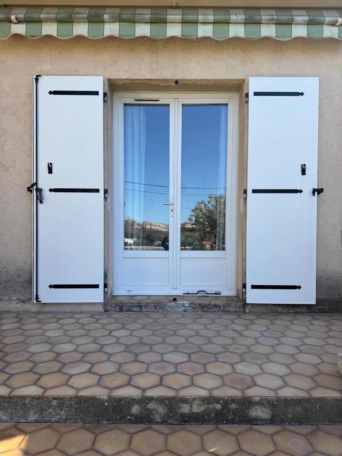 PORTE D'ENTRÉE PVC ASARINE
