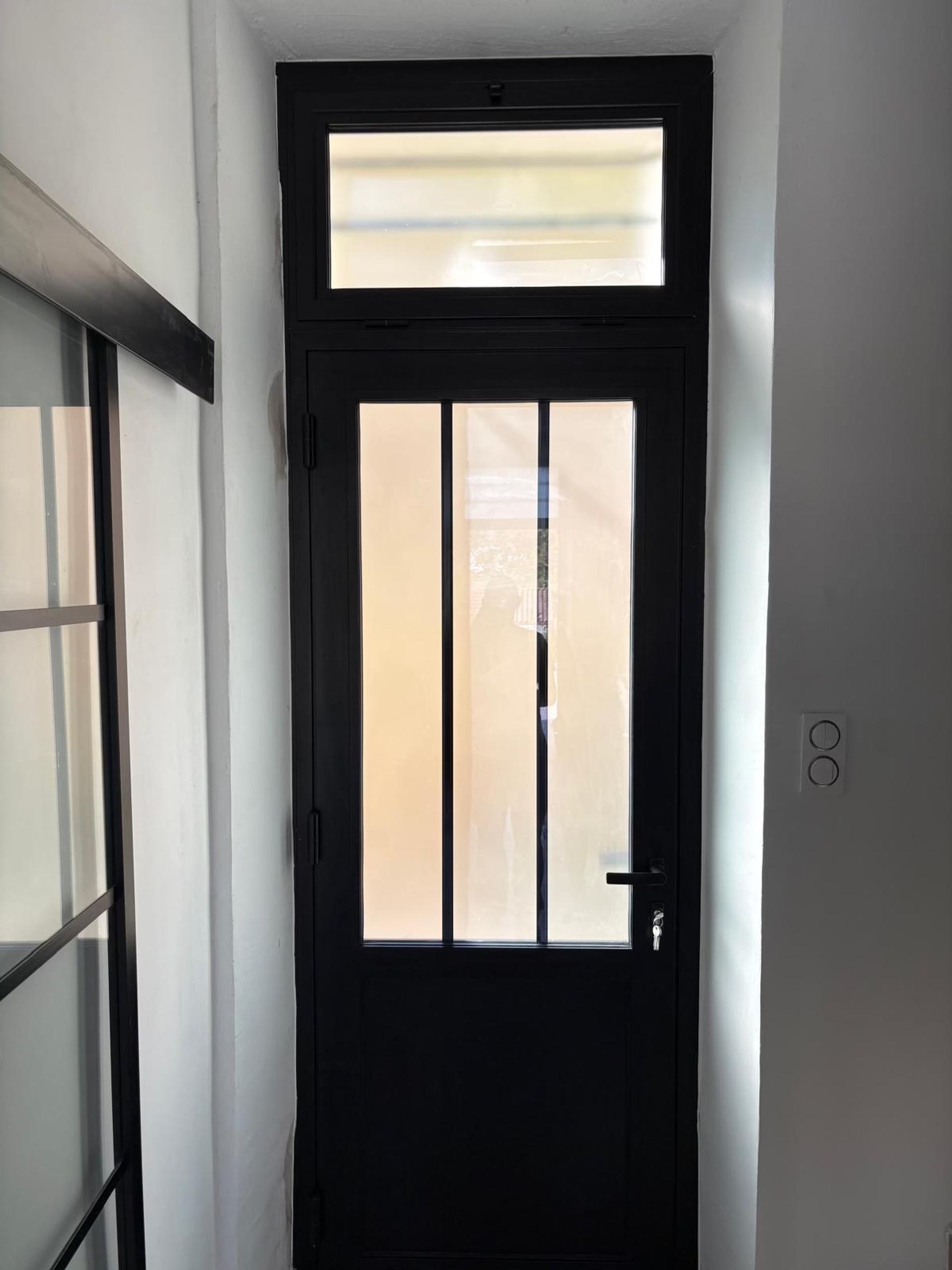 PORTE / VOLET EN ALU miniature 2