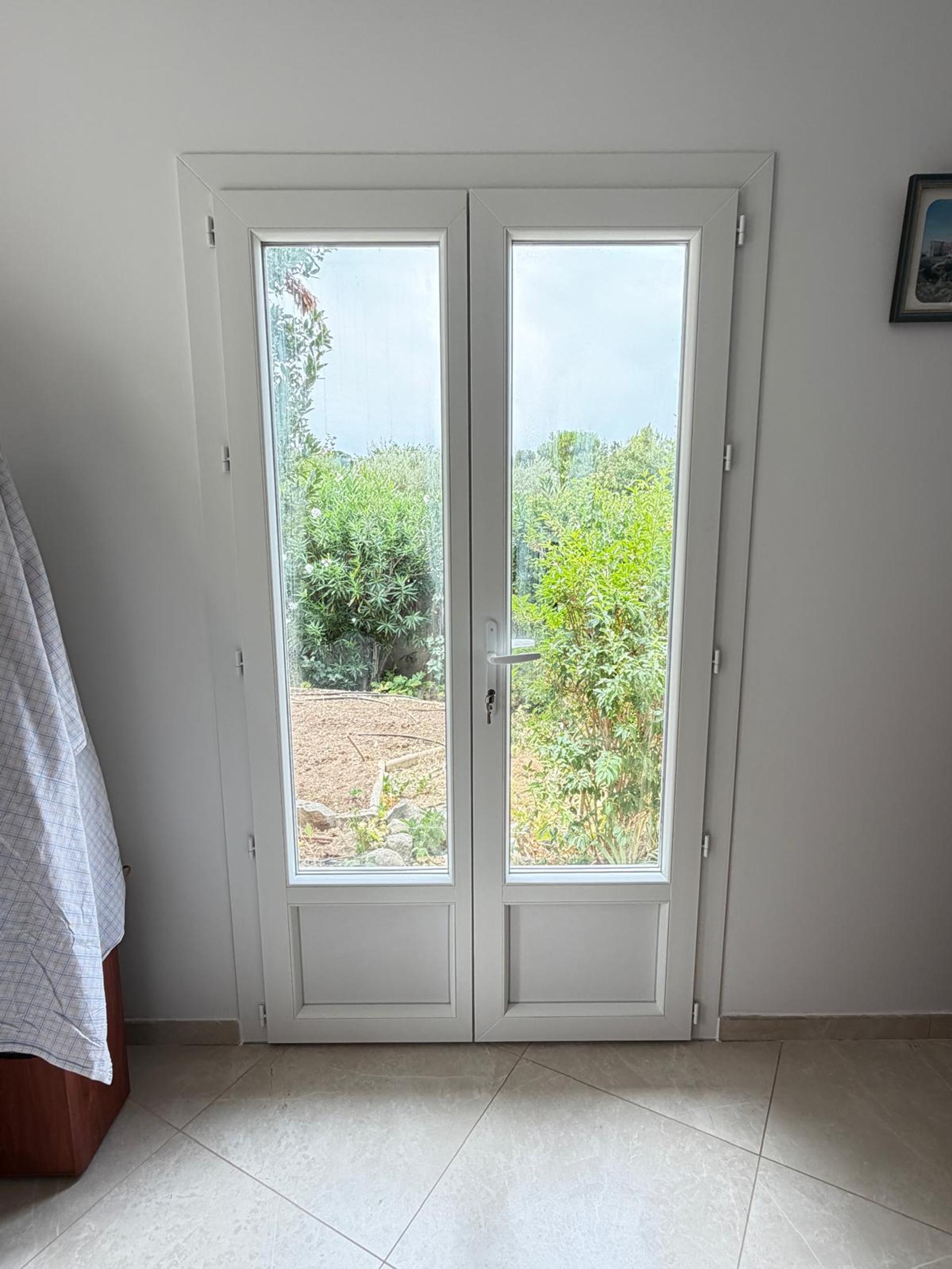 Fenêtre PVC blanche sur mesure miniature 9