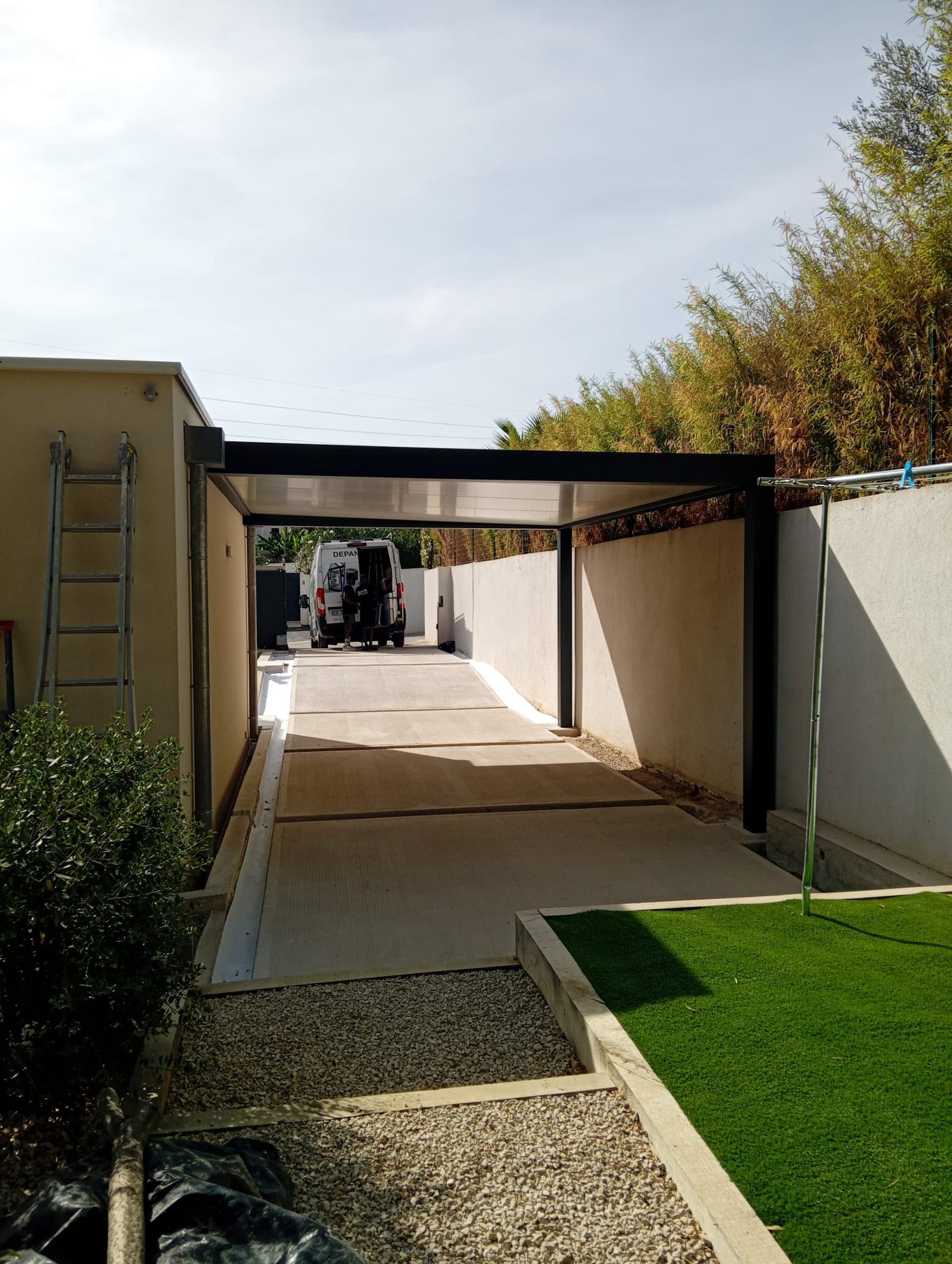 Carport aluminium sur mesure miniature 2