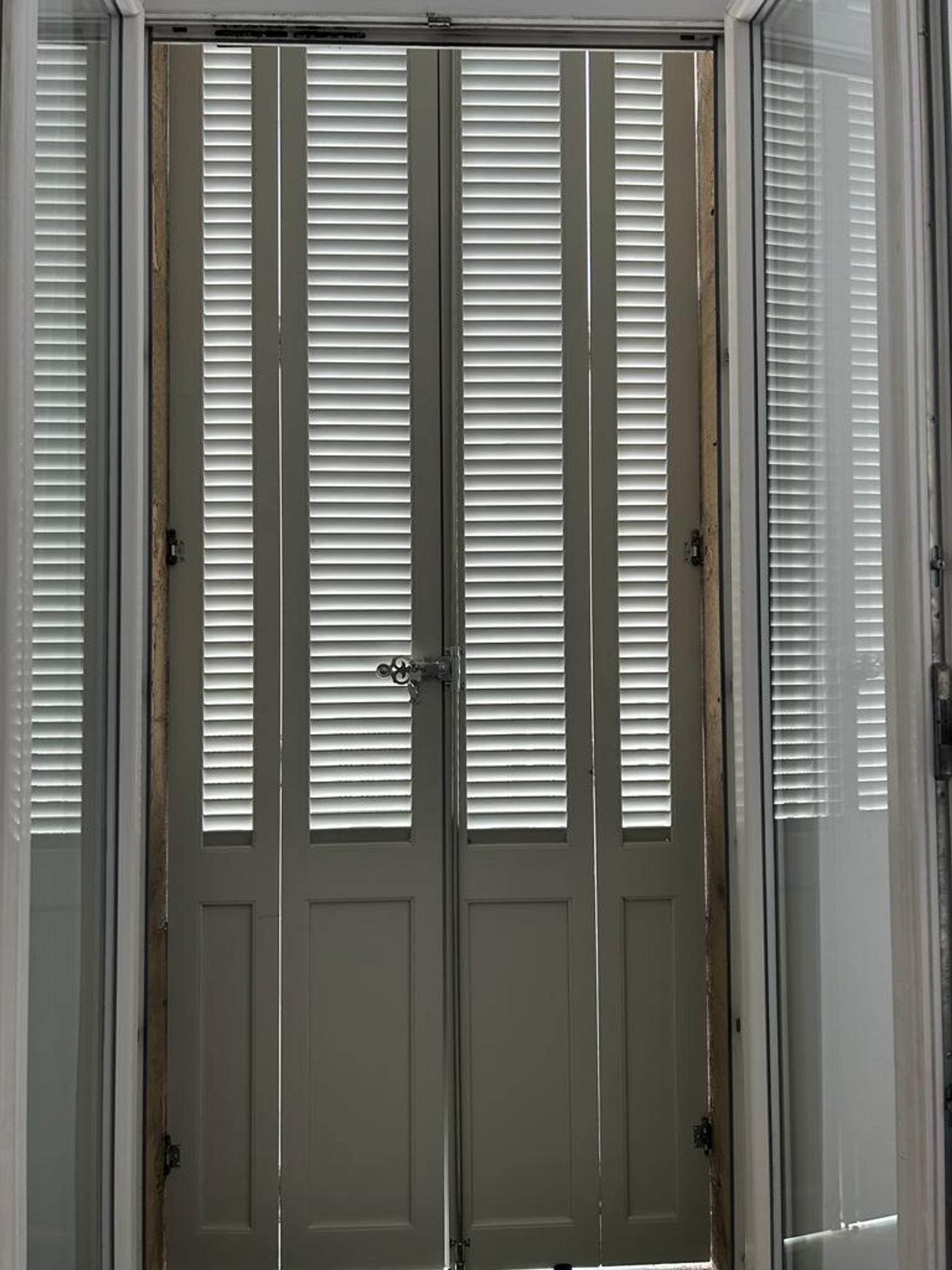 MENUISERIE VOLET miniature 4