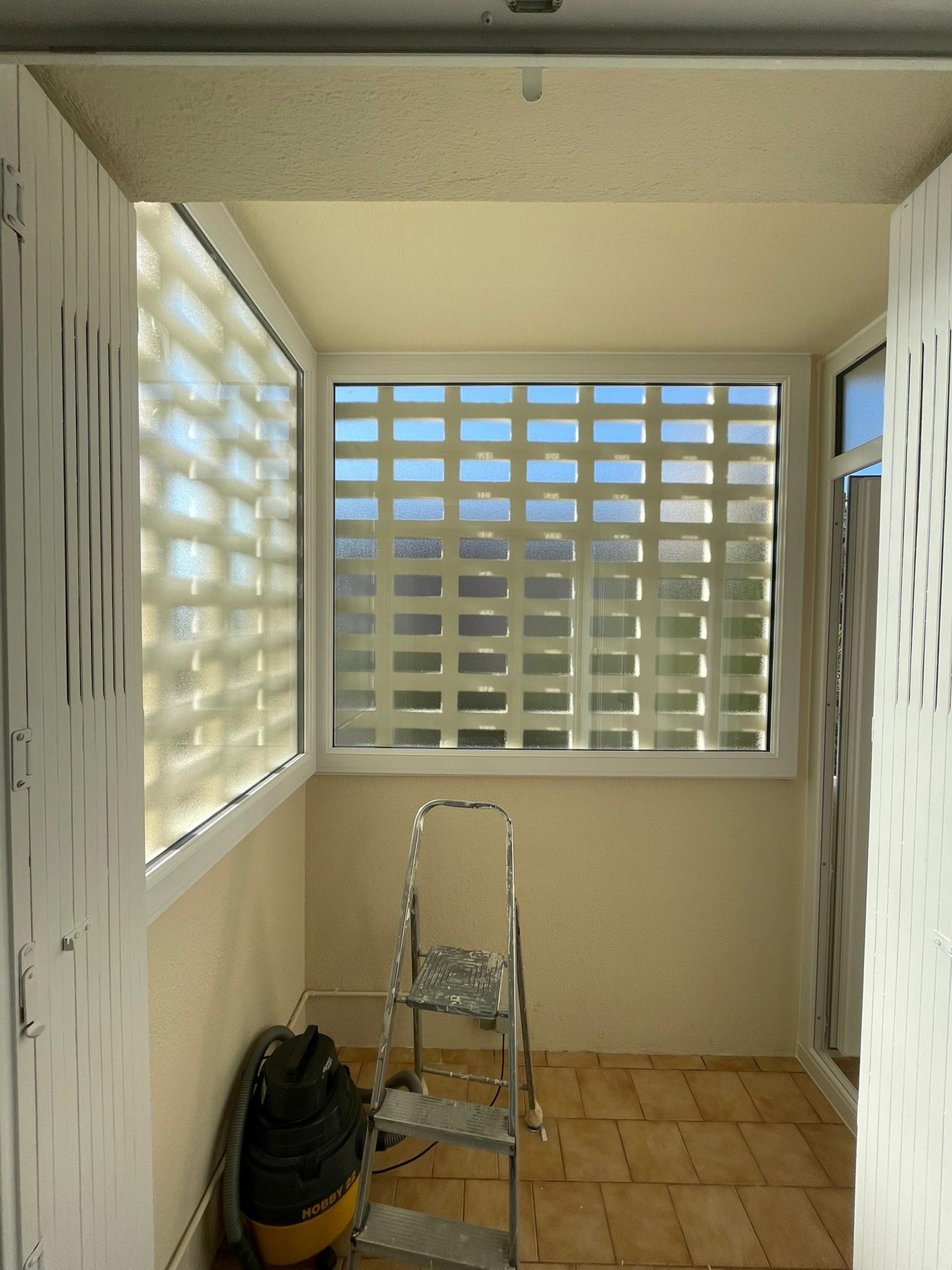 FERMETURE BALCON PVC miniature 2