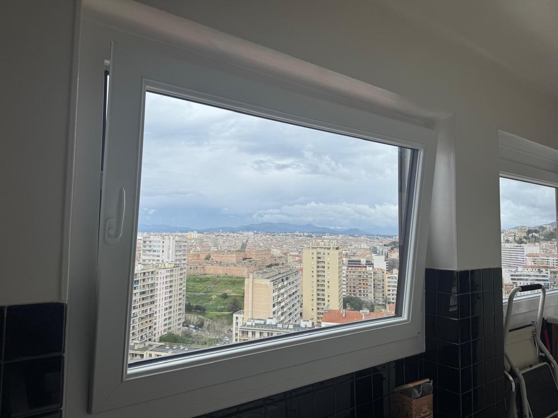 FENETRE PVC - 1 VANTAIL miniature 2