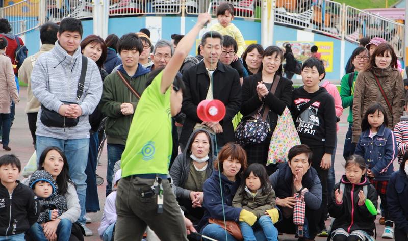 北海道　札幌　パフォーマー派遣 大道芸人Taka　パフォーマンス画像