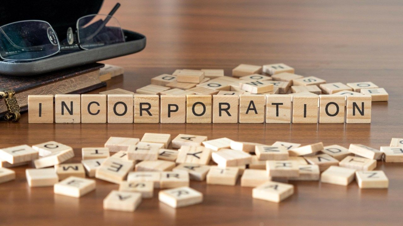 Articles of Incorporation vs. Articles of Organization: What’s The Difference?