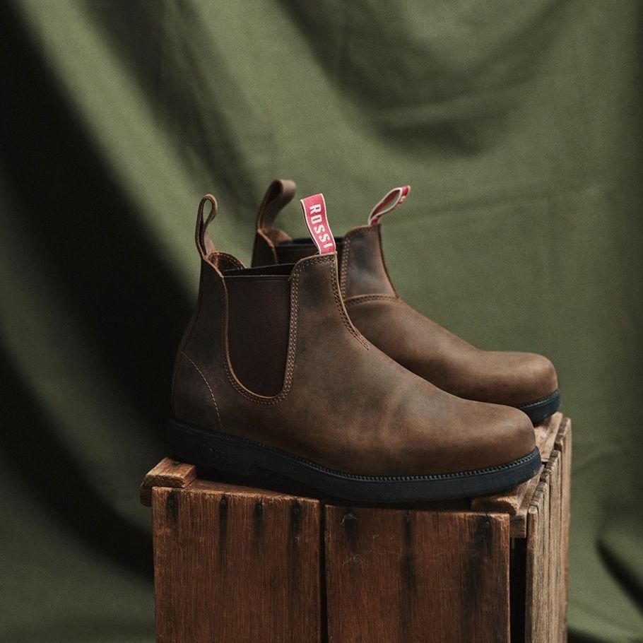 The 607 Booma Boot in Brown
Our classic sole Boomas have the same fe...
Shop now via the link in bio.
#RossiBoots
