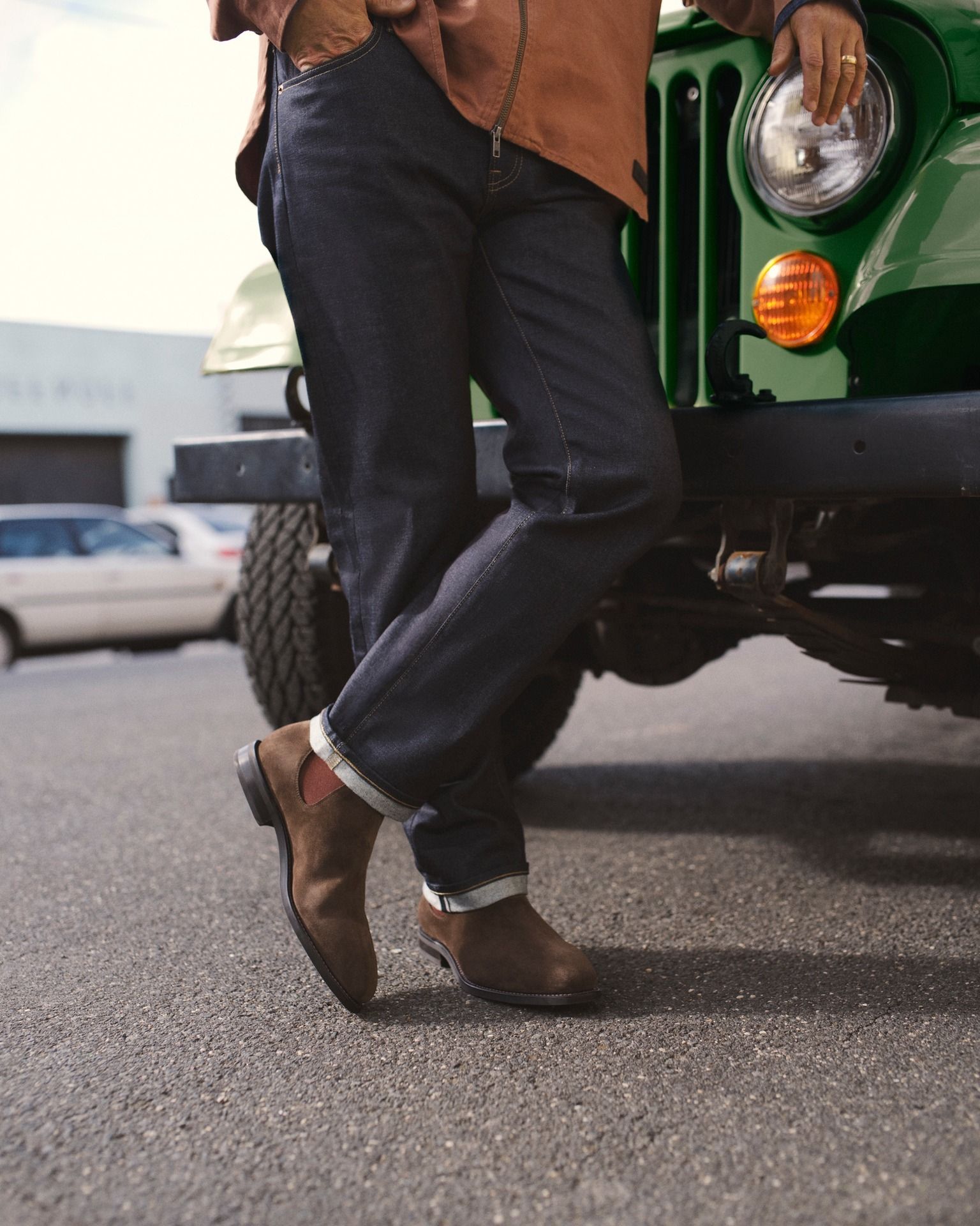 504 Colt in Suede

Featuring an elegant and refined shape o...

Shop now.

#RossiBoots