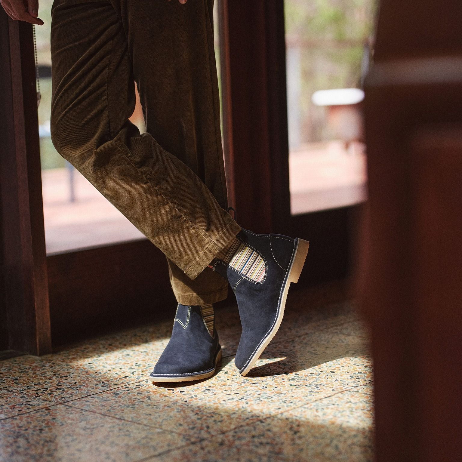 The Burnett effortlessly blends craftsma...
Combining Chelsea boot styling with desert boot comfort—make your mark in navy waterproof cow Nubuck, striped elastic sides that pop with detail, a crepe gum sole, with contrasting leather and woven Rossi pull tabs. They’re rugged where it matters, refined where it counts.
#RossiBoots