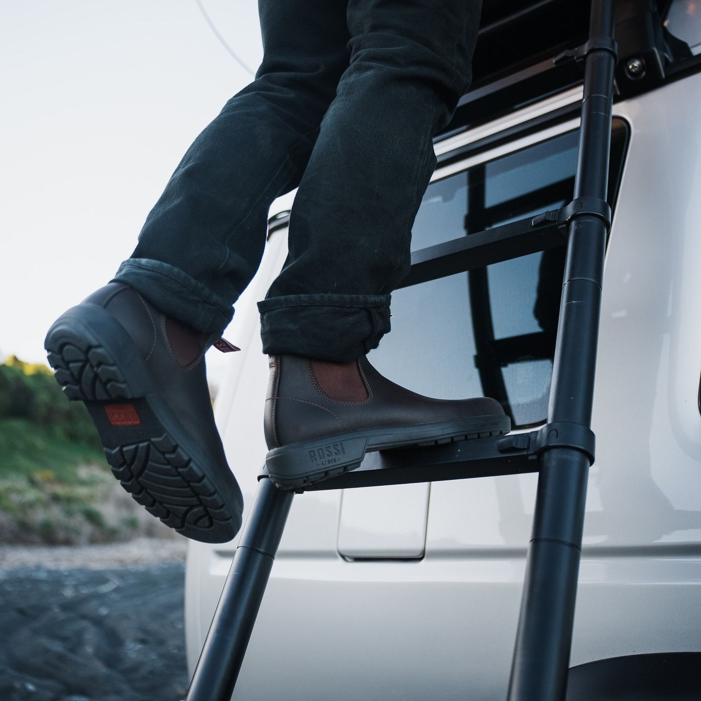 The iconic 303 Endura. For the ultimate ...
#RossiBoots