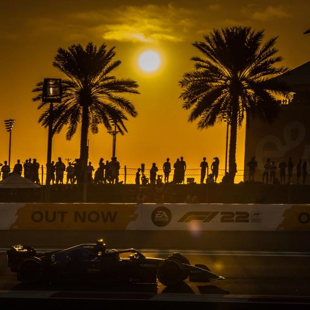 The sun set during FP2, gifting our photographers some sensational photography opportunities.