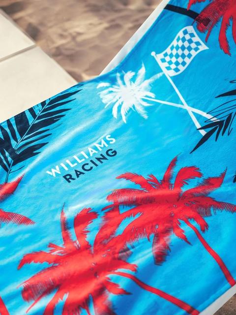 Show us a more iconic beach towel… We’ll wait