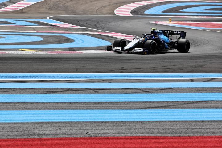 Nicholas Latifi drives the FW43B at Circuit Paul Ricard in the 2021 French Grand Prix