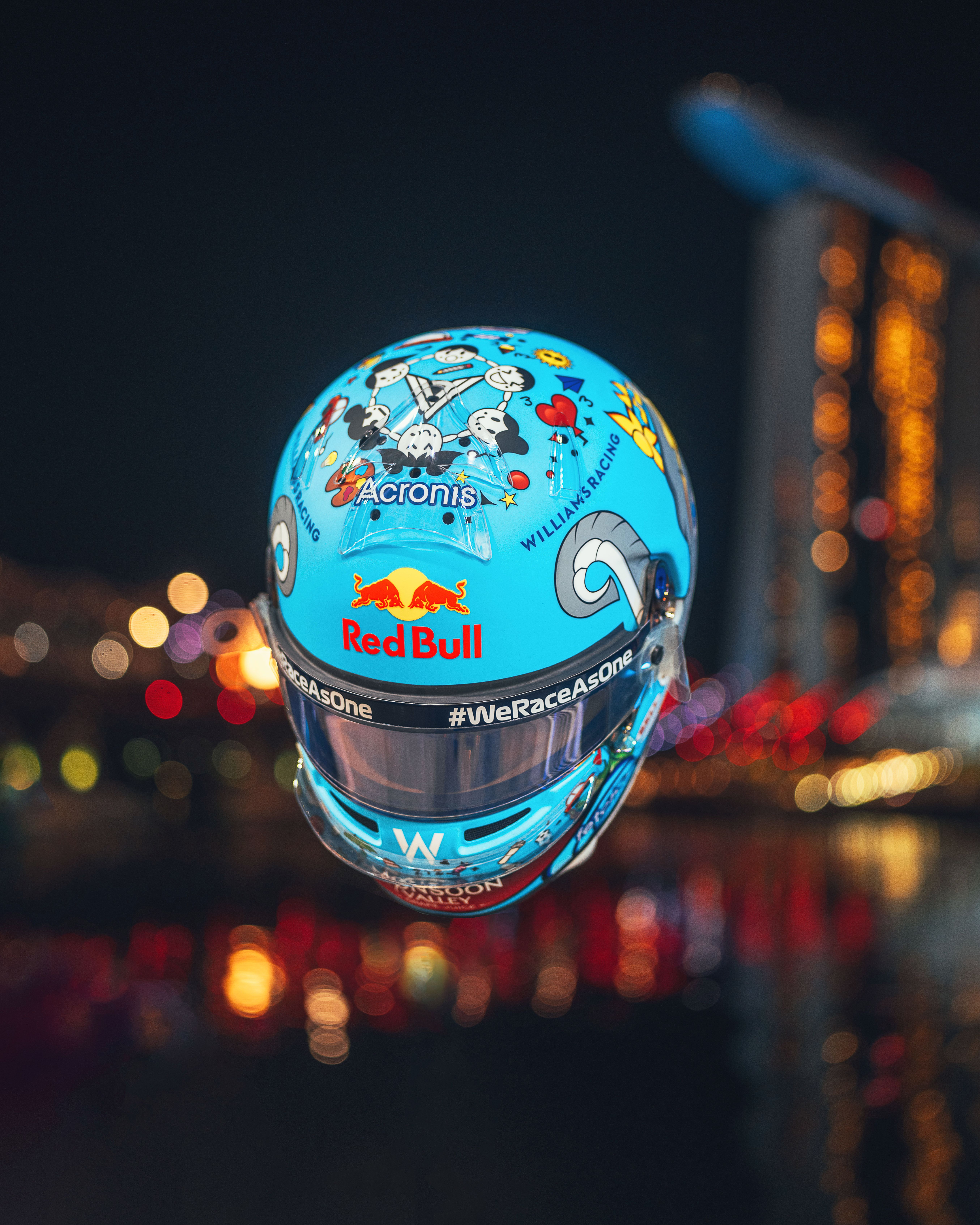 In Photos: Alex Albon&rsquo;s Singapore lid up close | Williams Racing