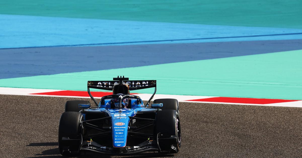 Williams F1 Testing Testing Day 2 Gallery - Photo Gallery | Atlassian Williams F1 Team