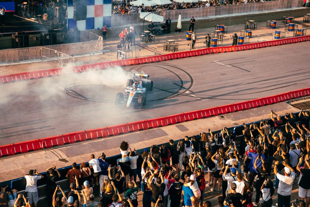 Alex Albon Wows Fans at The Gulf Speed Festival in São Paulo ...