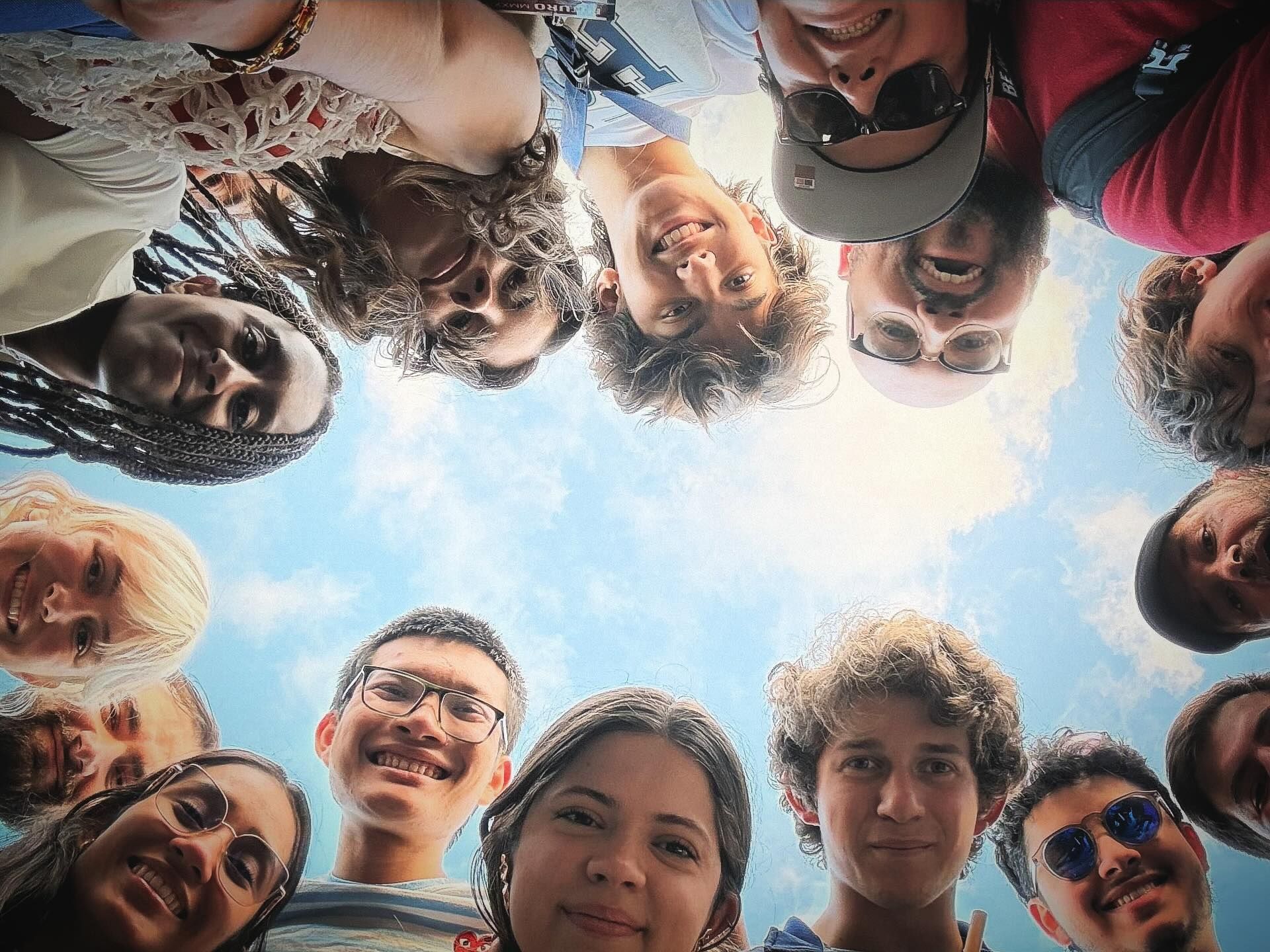 18 Stood In A Circle