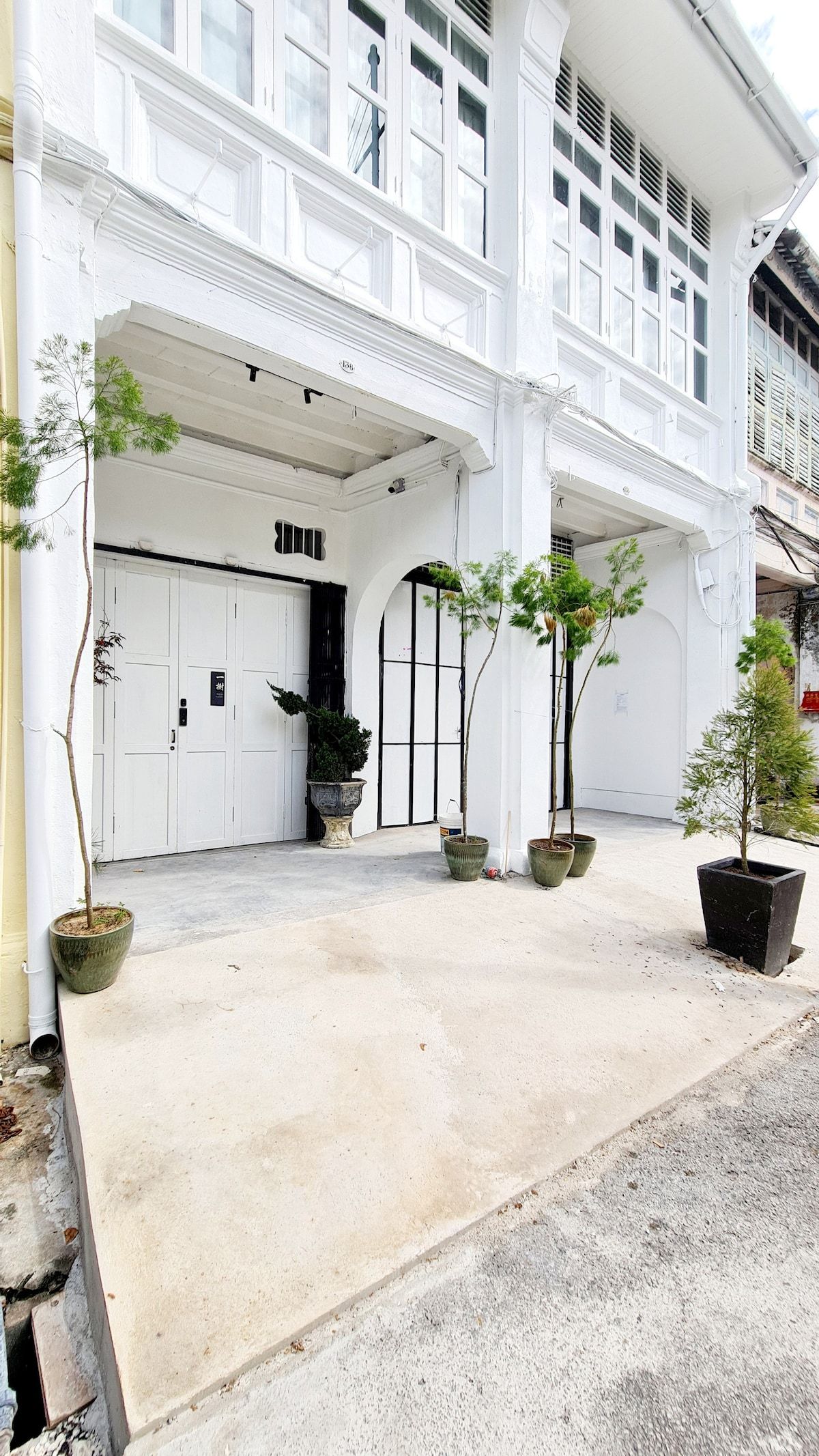 Kazuki exterior entrance and facade