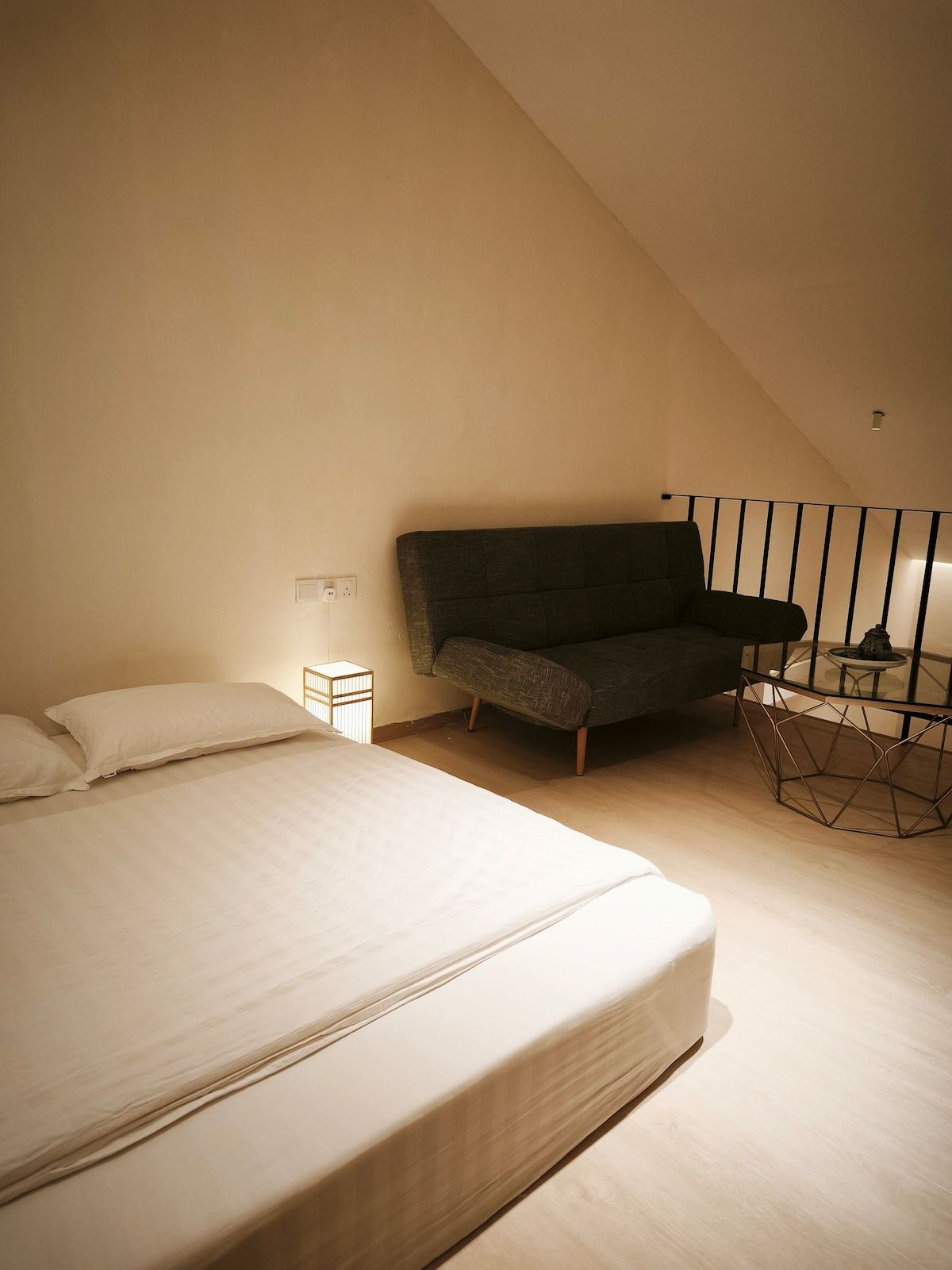 Kazuki duplex room alternate interior angle