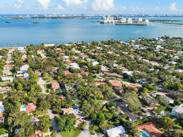 Home service professional in Miami Shores