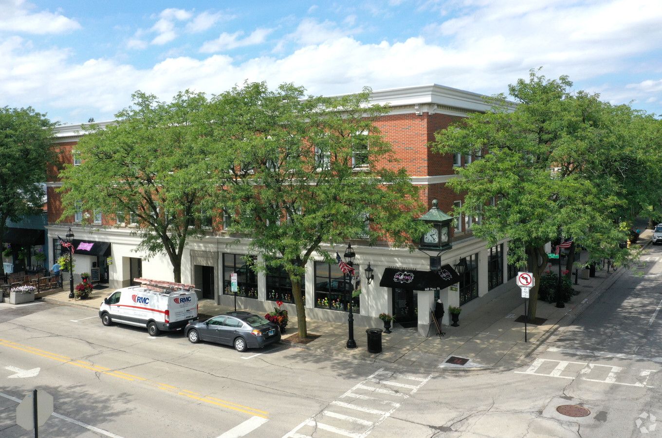 Home service professional in Glen Ellyn