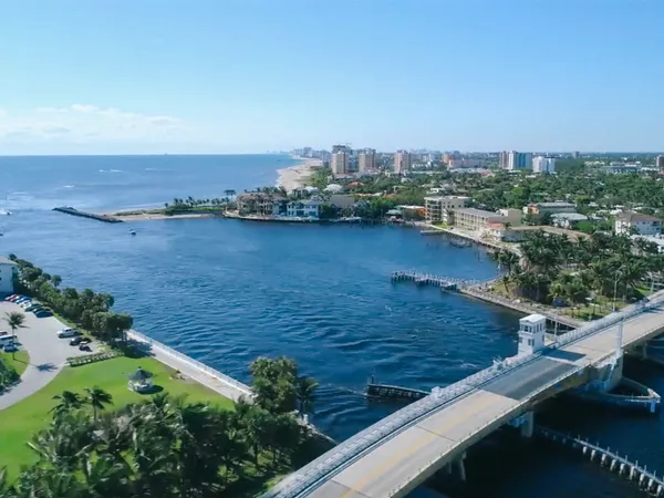 Home service professional in Coral Springs