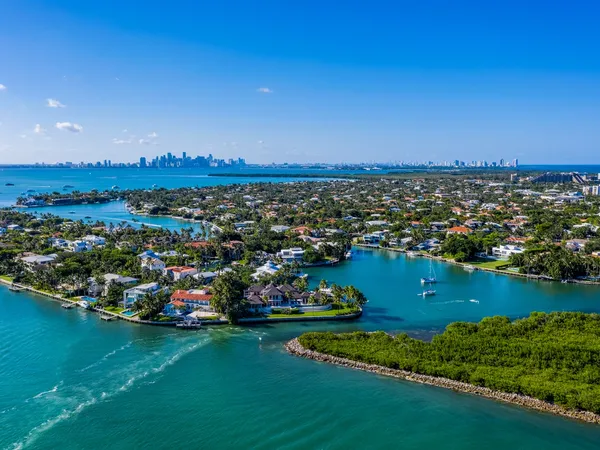 Home service professional in Key Biscayne
