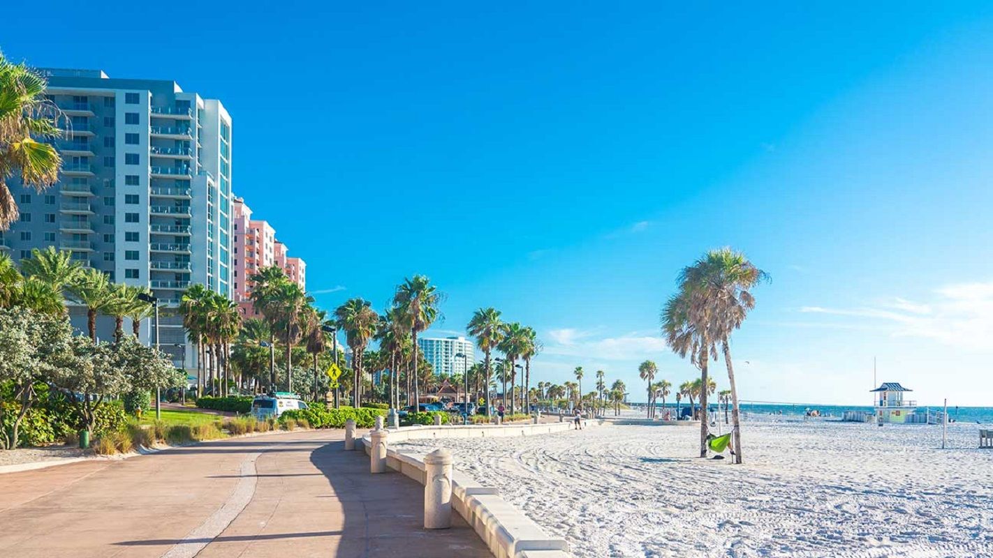 Home service professional in Oakland Park