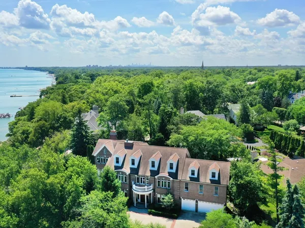 Home service professional in Winnetka