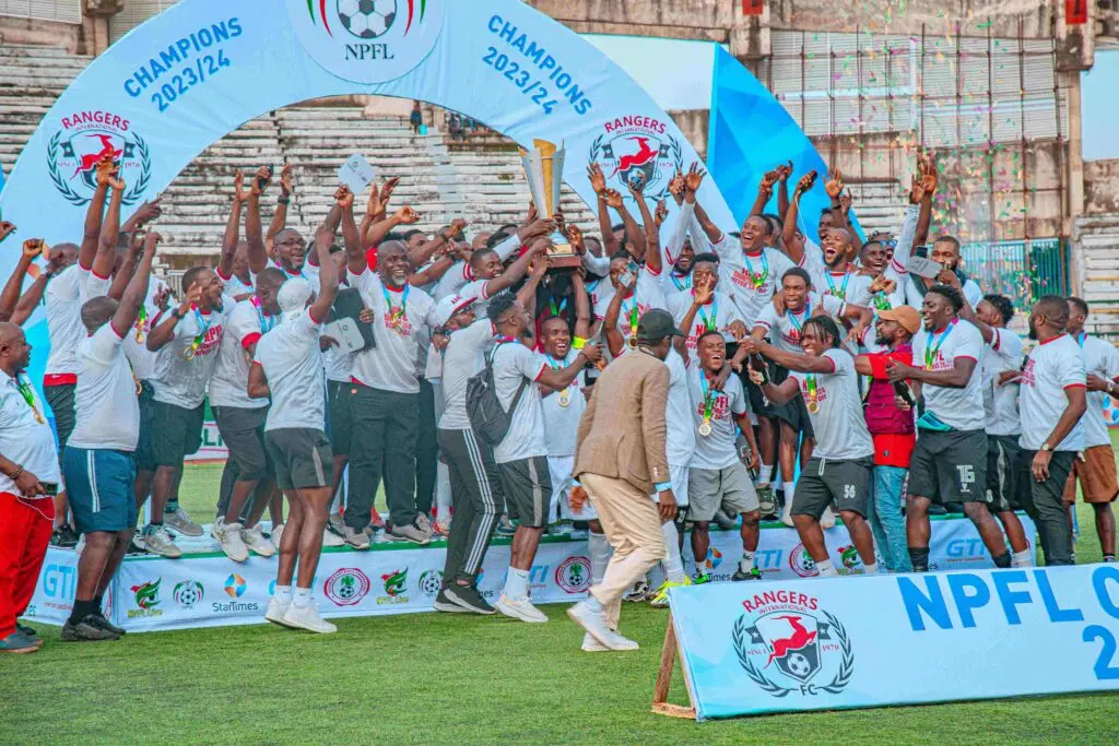Cover image for NPFL: Mbah splashes N50m, other non-cash rewards on Rangers