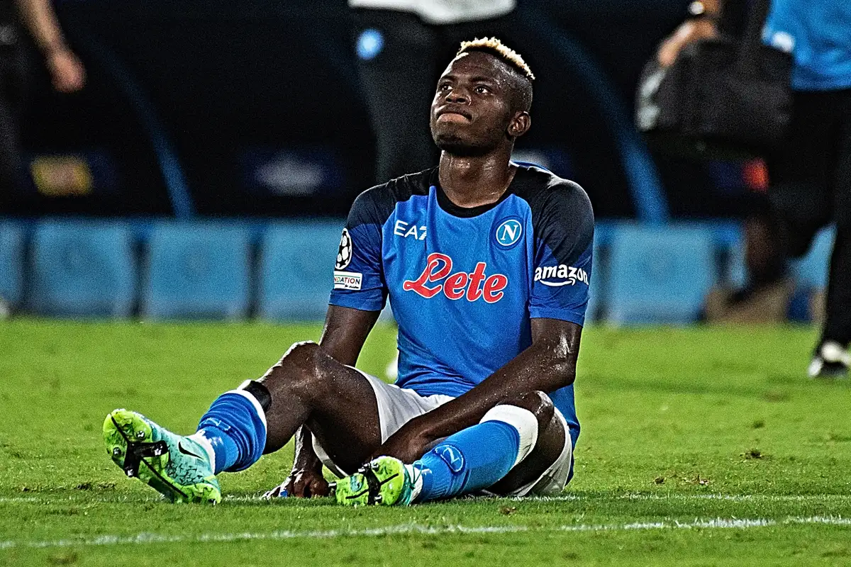 Cover image for Napoli president flies to France to beg PSG to buy Osimhen
