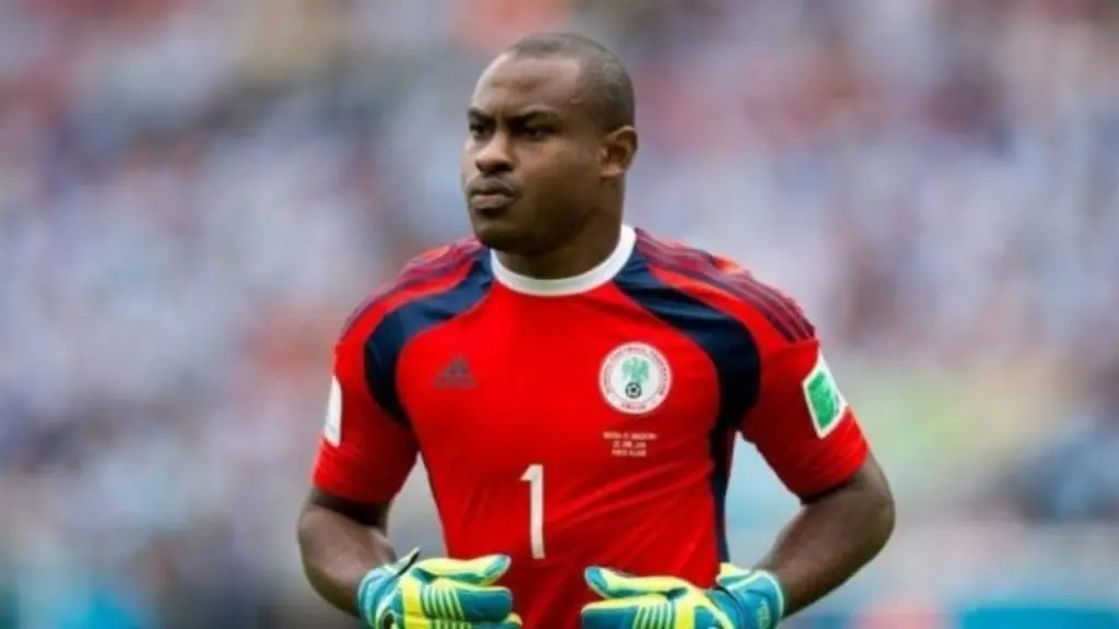 Cover image for Vincent Enyeama loses father