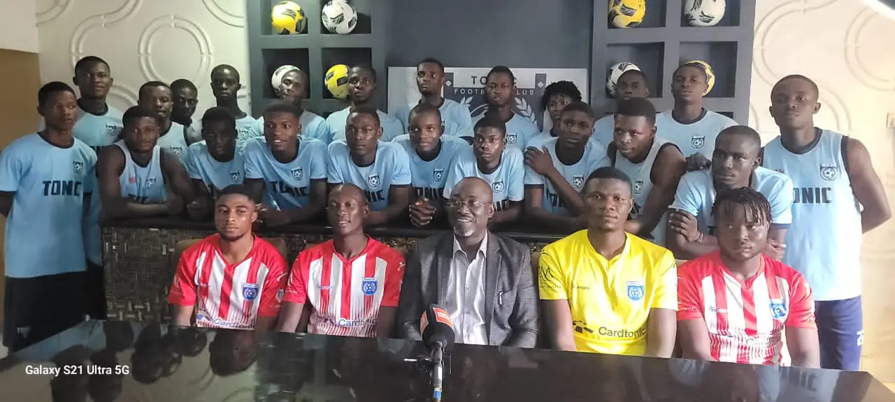 Cover image for Portuguese side, FC Esmoriz signs 5 players from Tonic FC