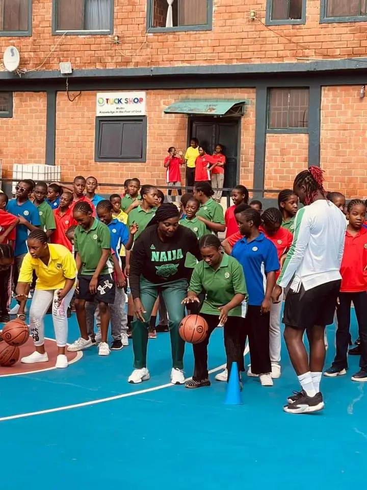 Cover image for D'Tigress impact basketball skills on school kids