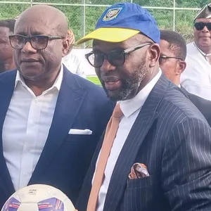 Ex-UI Footballers Association commissions multimillion-naira 7-Aside Astro Turf in UI ...... Renaissance Africa Energy, Airpeace bosses lead dignitaries to event