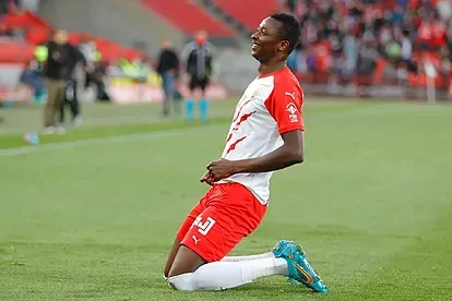 Cover image for Umar Sadiq set to quit Real Sociedad