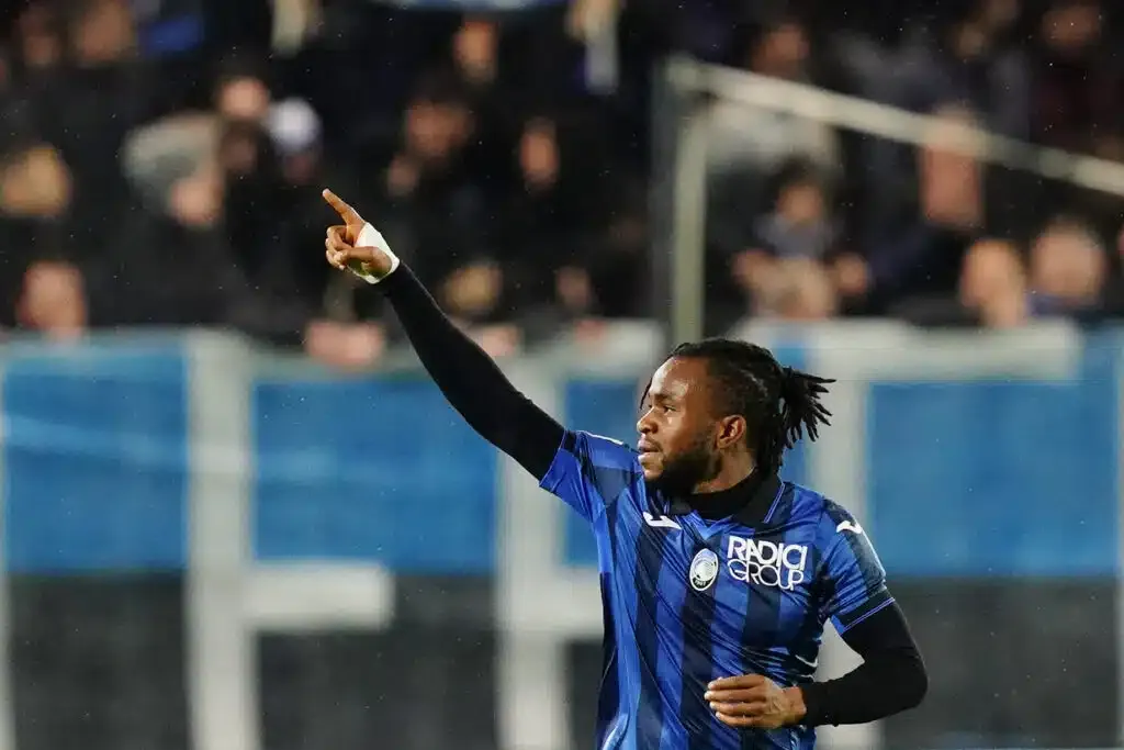 Cover image for Ademola credits Atalanta coach for incredible form