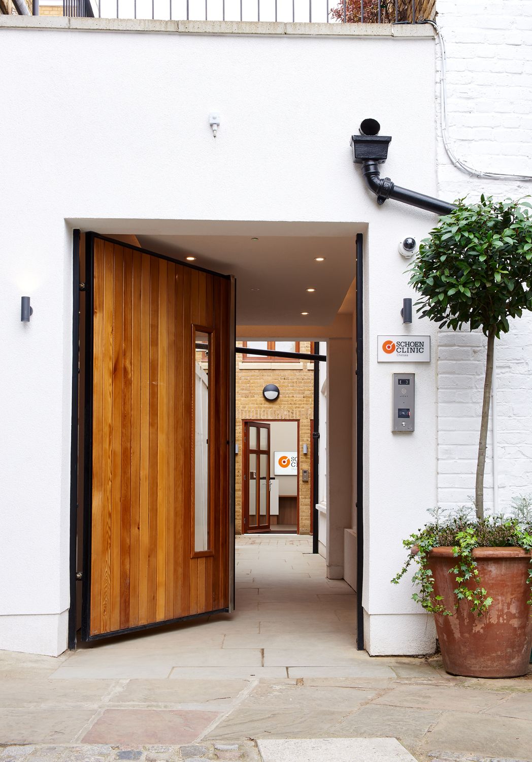 Mental Health Clinicians: Dr James Woolley'