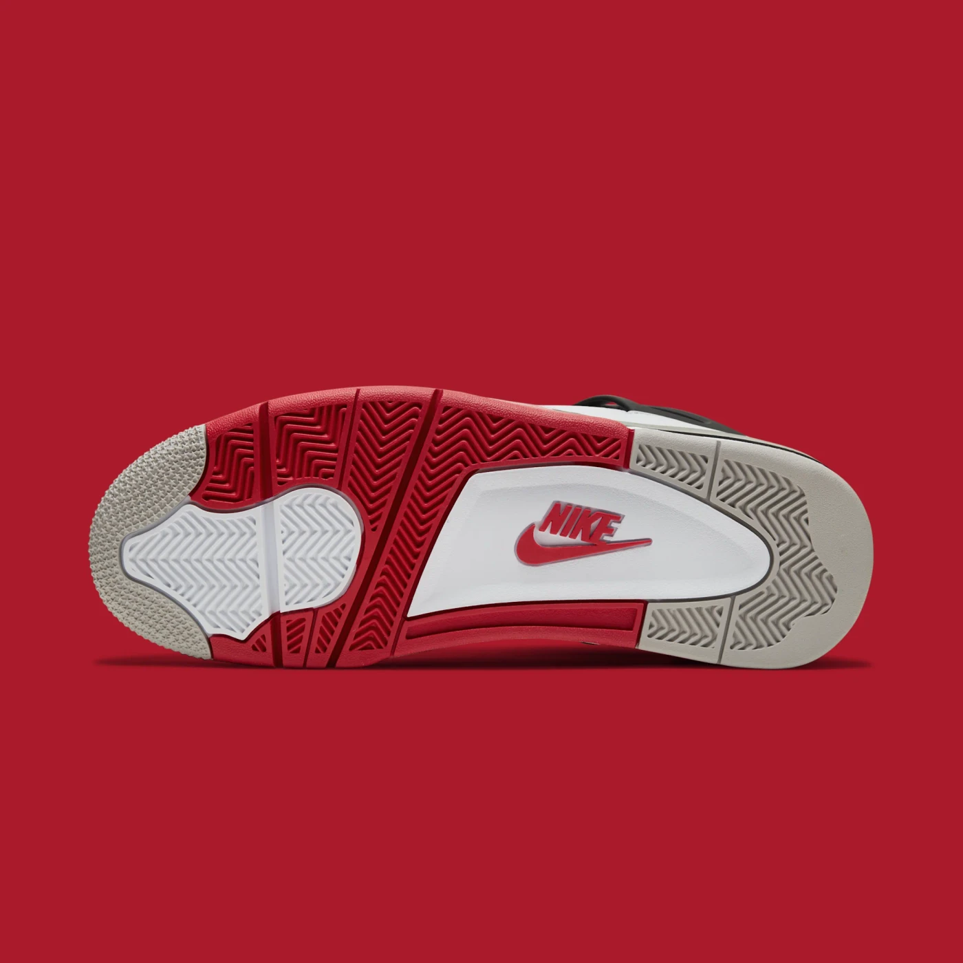 Air Jordan 4 “Fire Red” retorna em 2027