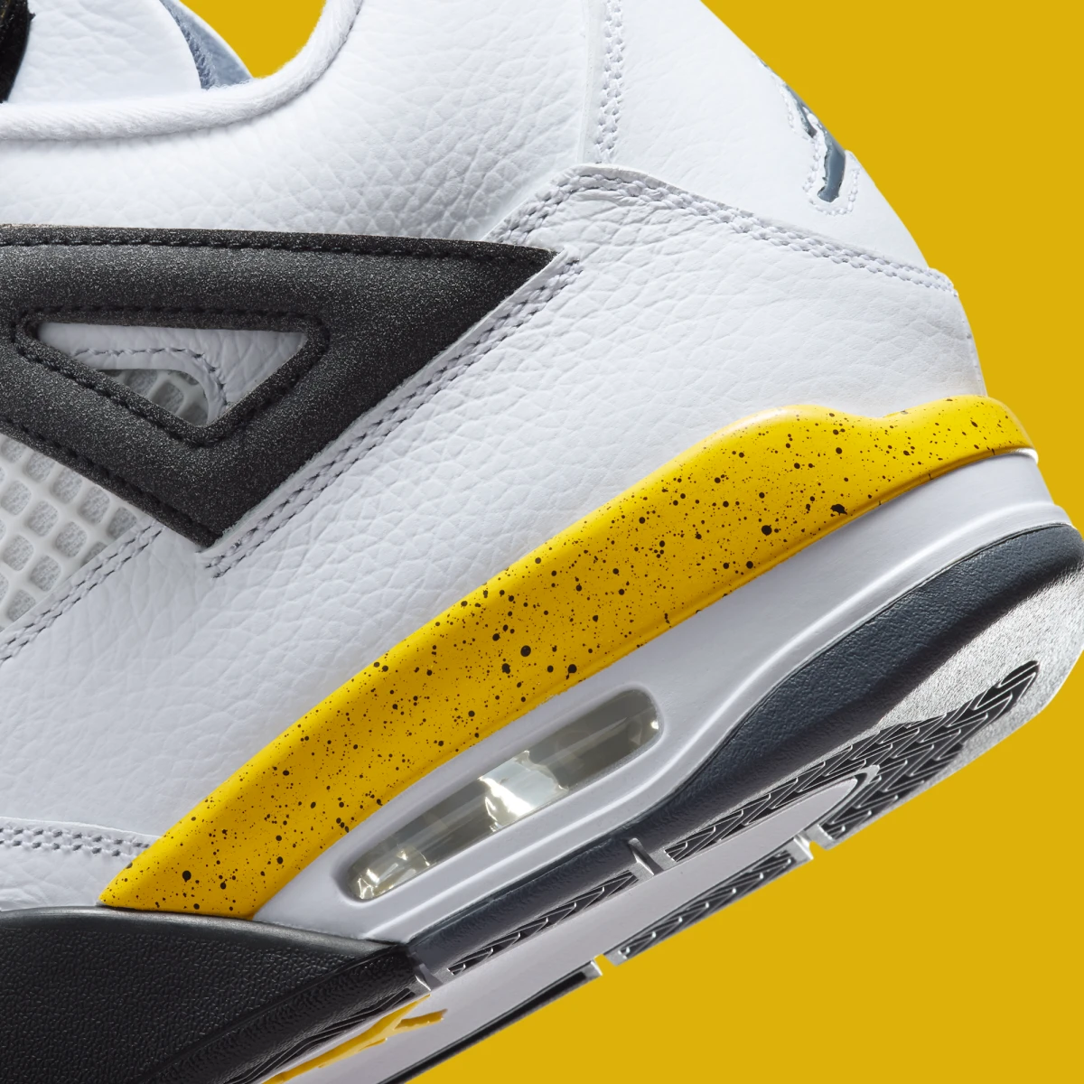 Air Jordan 4 Retro