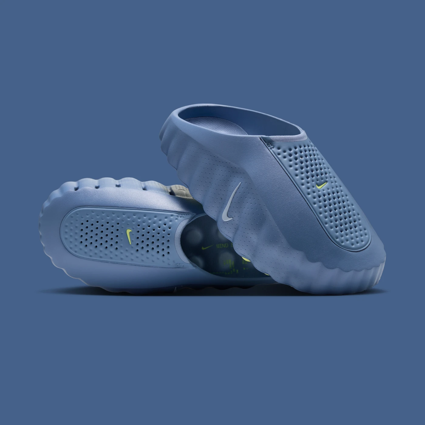 Nike Mind 001