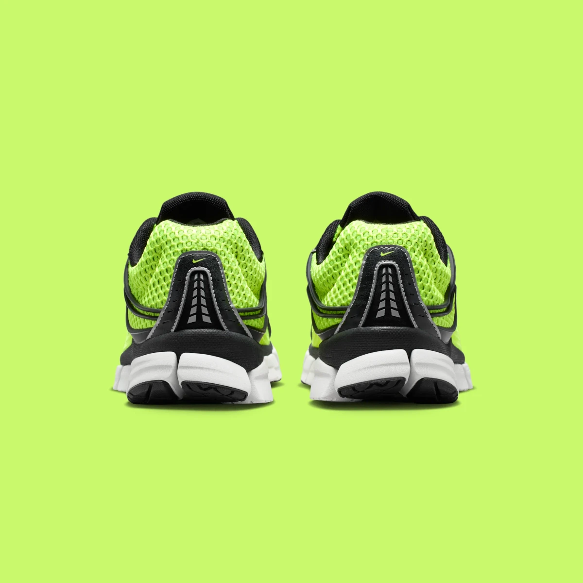 Nike Zoom Skylon 11 "Volt and Black" (IU1869-700)