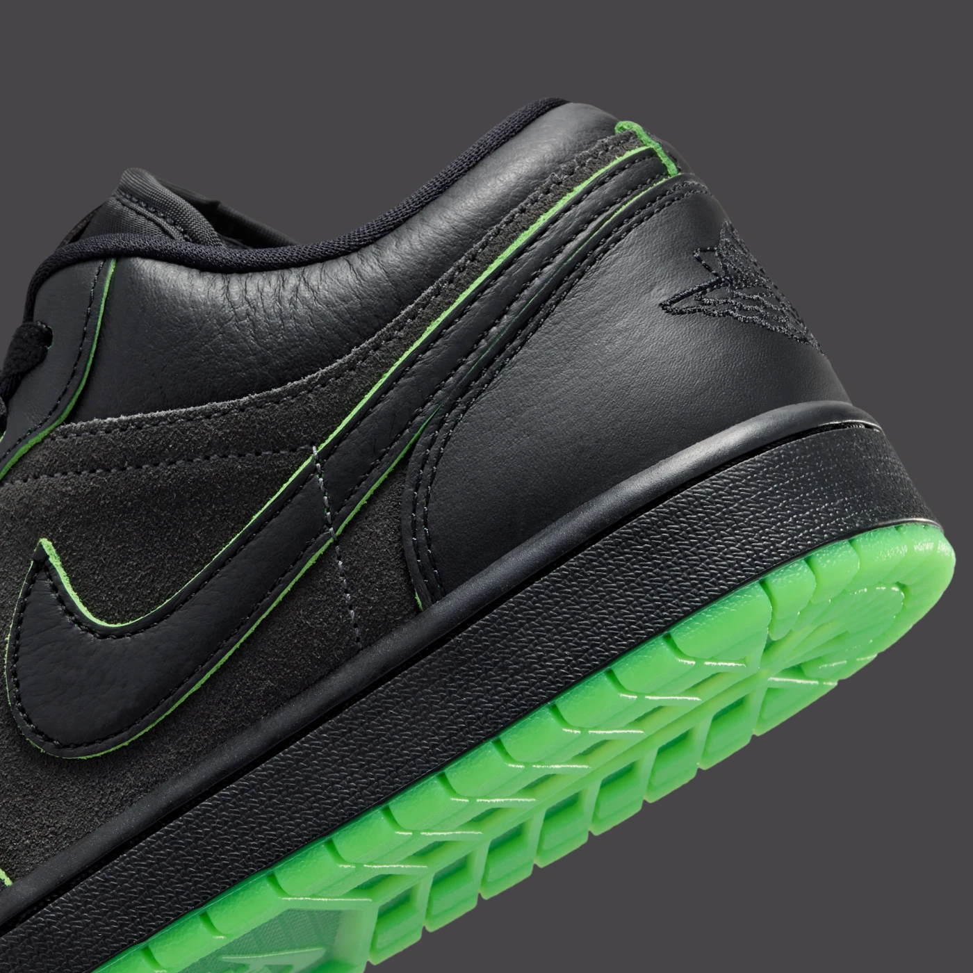Air Jordan 1 Low "Halloween” IQ5494-001