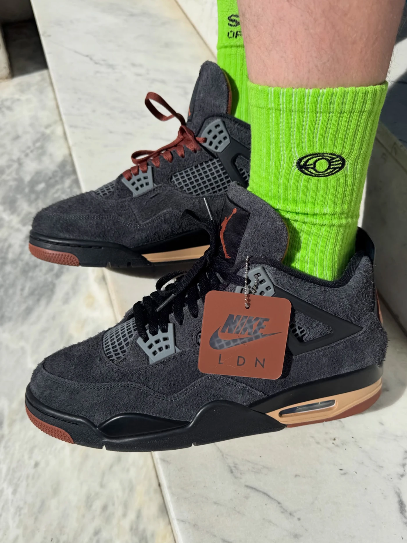 Air Jordan 4 Retro “London” 